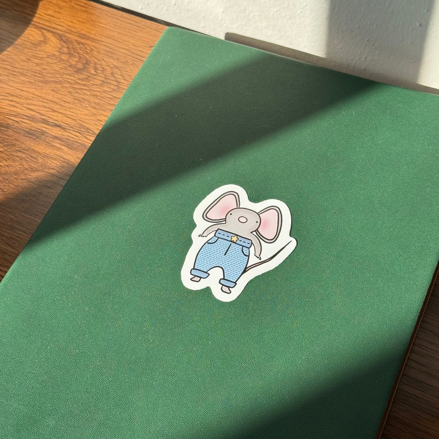 Fashionista Mouse Sticker